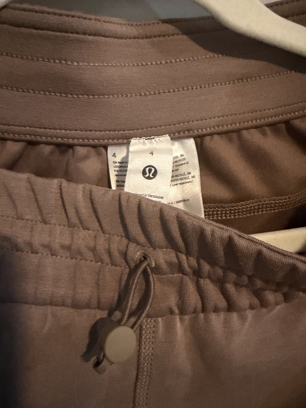 lululemon athletica women's softstreme shorts